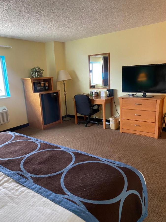 Super 8 By Wyndham Ogallala Exterior photo